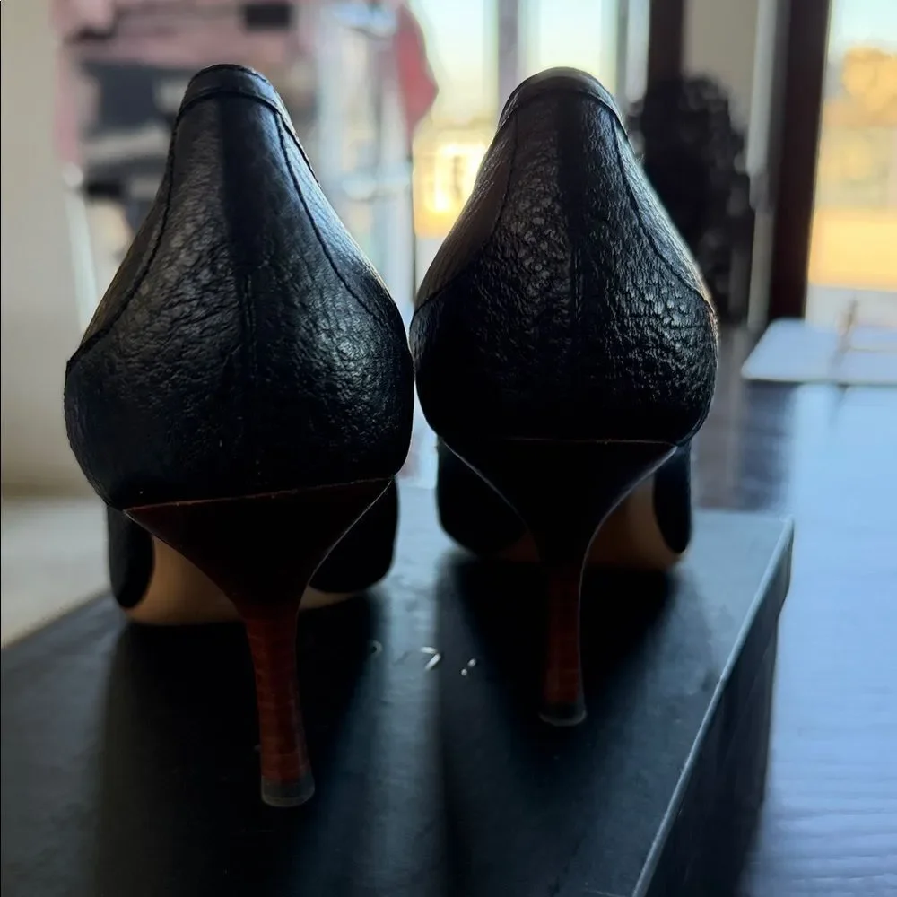 Gucci Black Leather Heels with Brown Accents